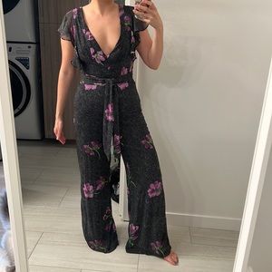 Floral Jumpsuit, Urban Outfitters, Size 4